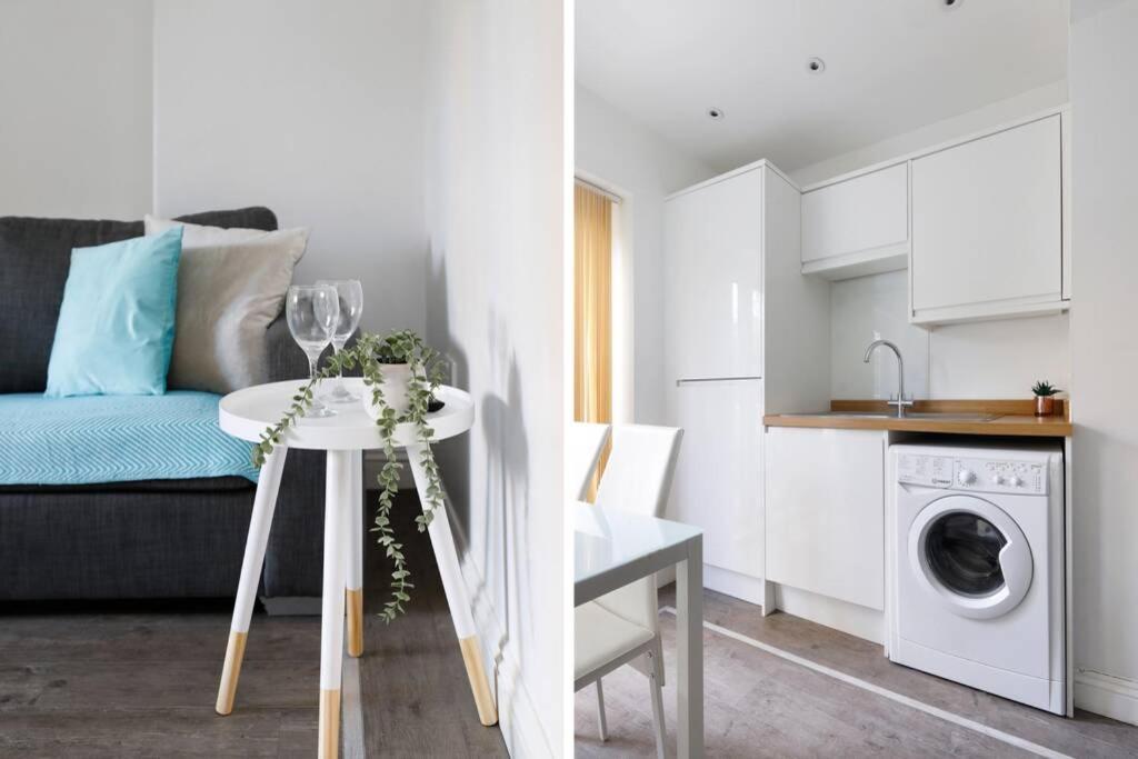 2 Bedrooms Close To The Beach With Garden And Own Entrance ! ブライトン エクステリア 写真